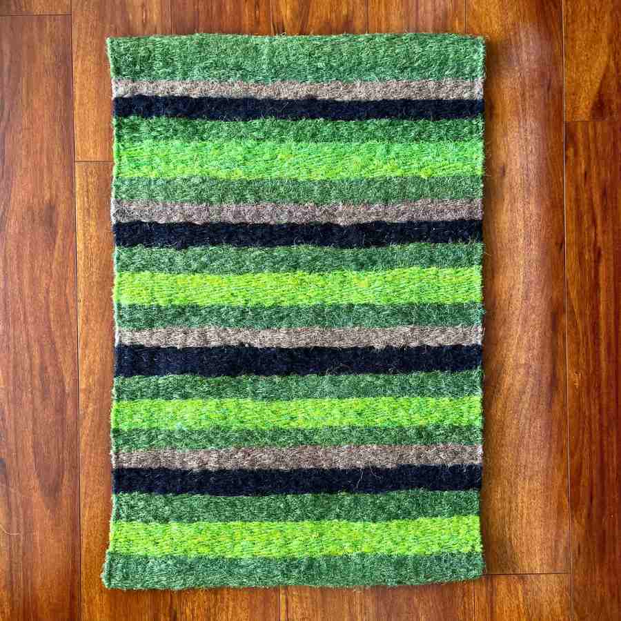green stripes doormat
