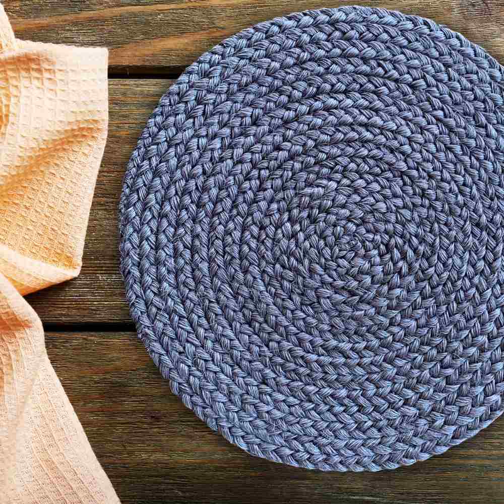 round placemats